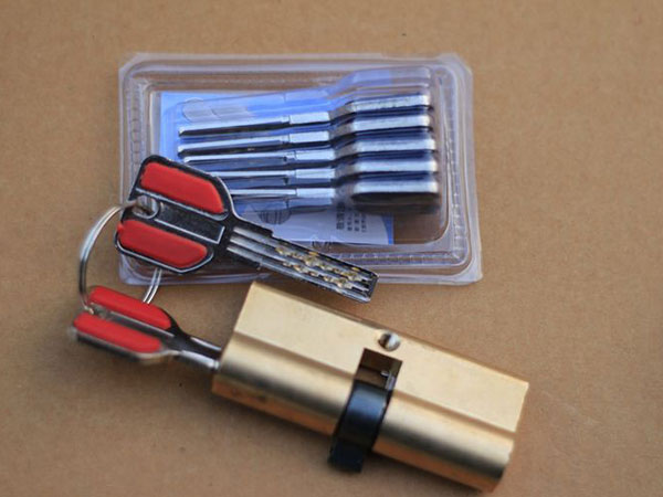 萨尔图24小时上门开锁公司